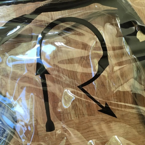 Loot Crate wizarding world travel bag - Picture 8 of 9